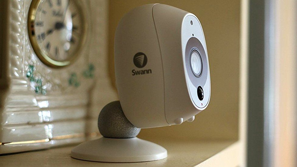 Swann smart security deals camera