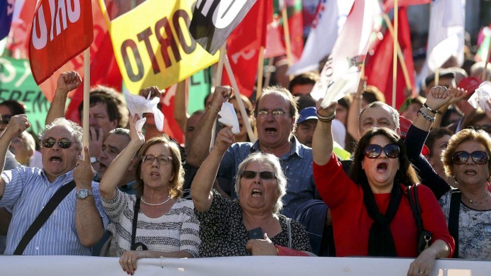 Portugal's Left-wing Opposition Topples Minority Government - BBC News