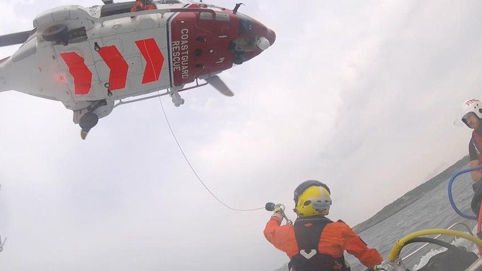 Diver airlifted off Swanage