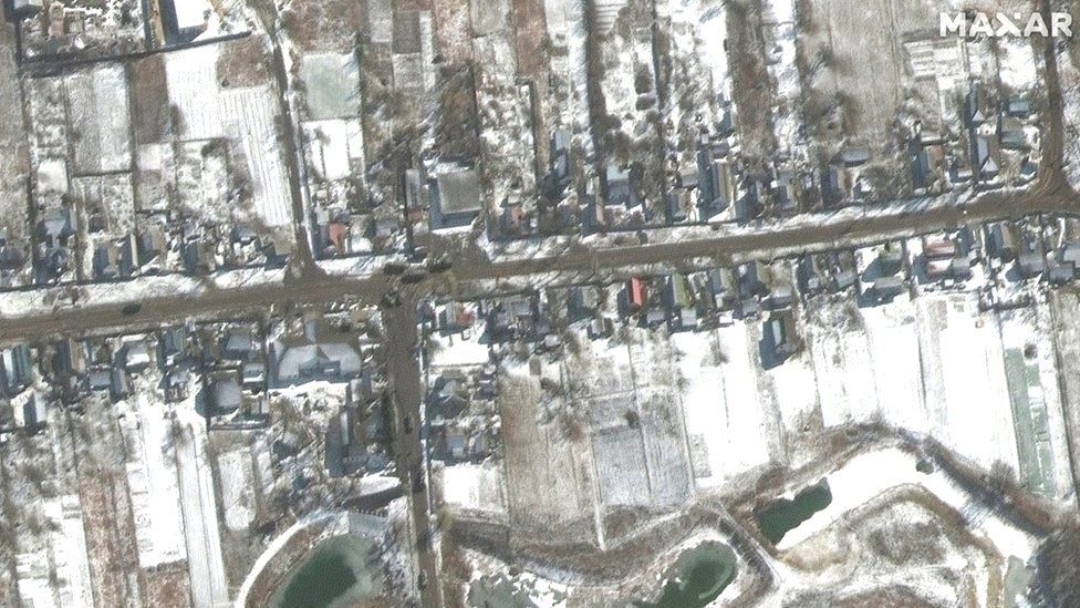 A satellite image purportedly showing troops and equipment deployed in Ozera, near Antonov airport. Photo: 10 March 2022