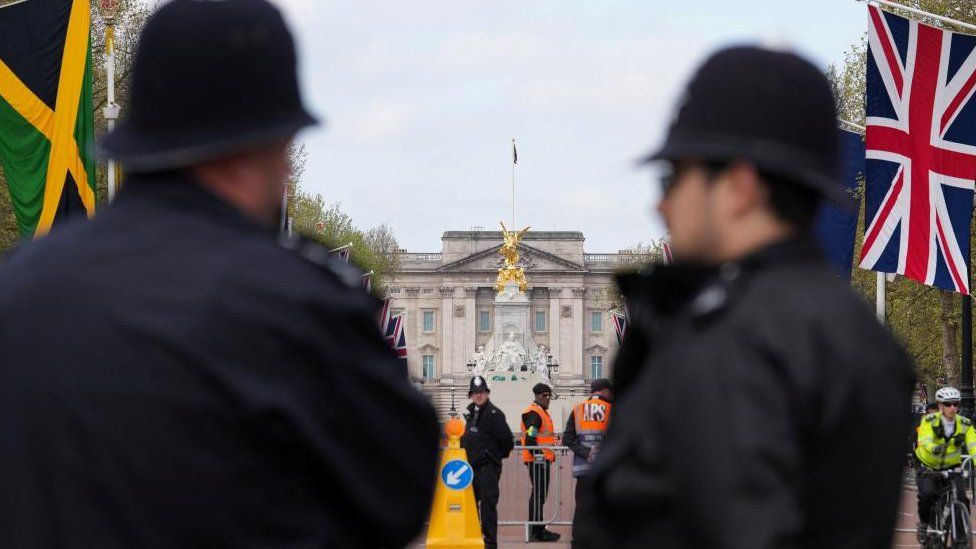 Police on the Mall in London