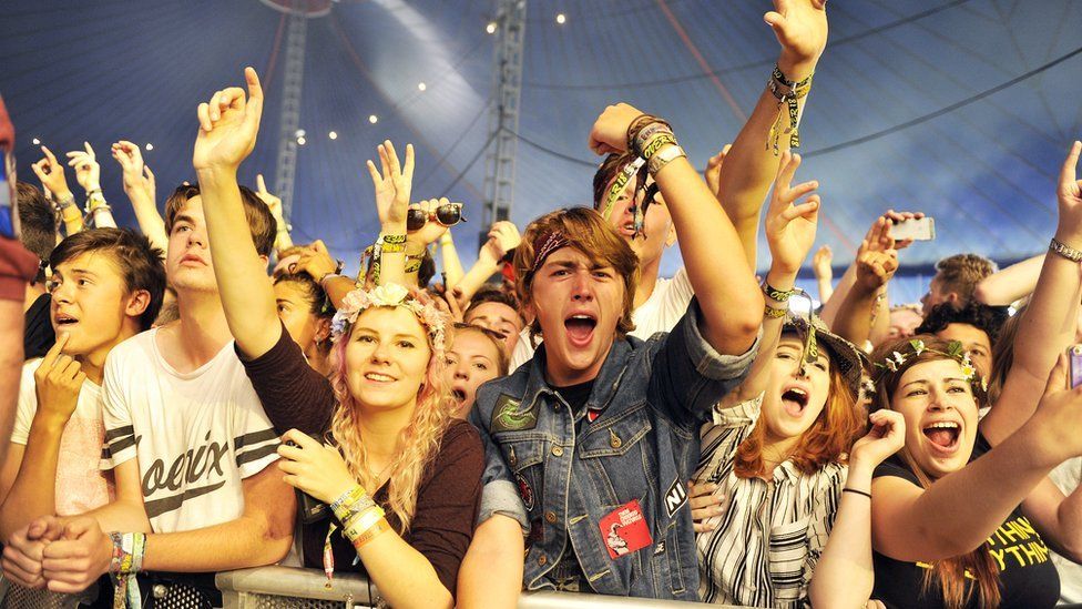 'Fake security' at UK festivals under investigation - BBC News