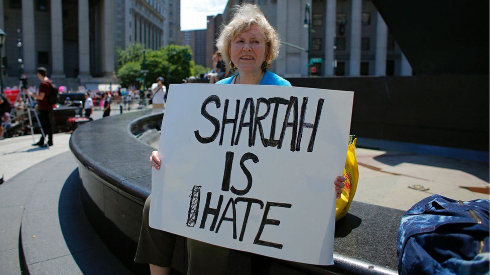 in-pictures-anti-sharia-protests-across-america-bbc-news