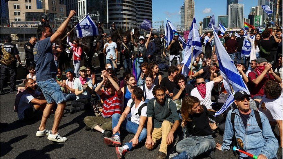 Protesters in Tel Aviv (09/03/23)