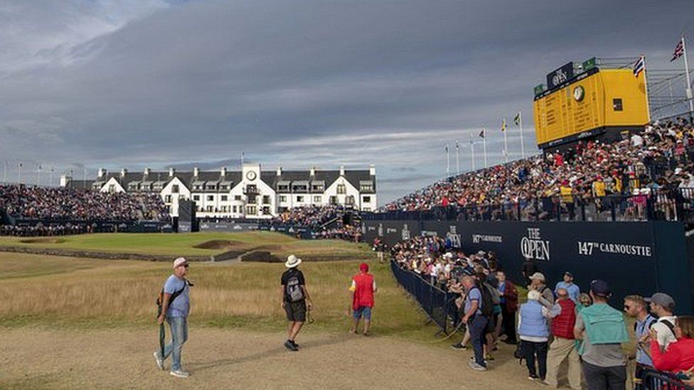 The 18th green at Carnoustie