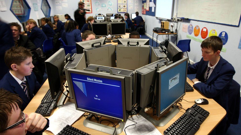 Schoolchildren in a computing class