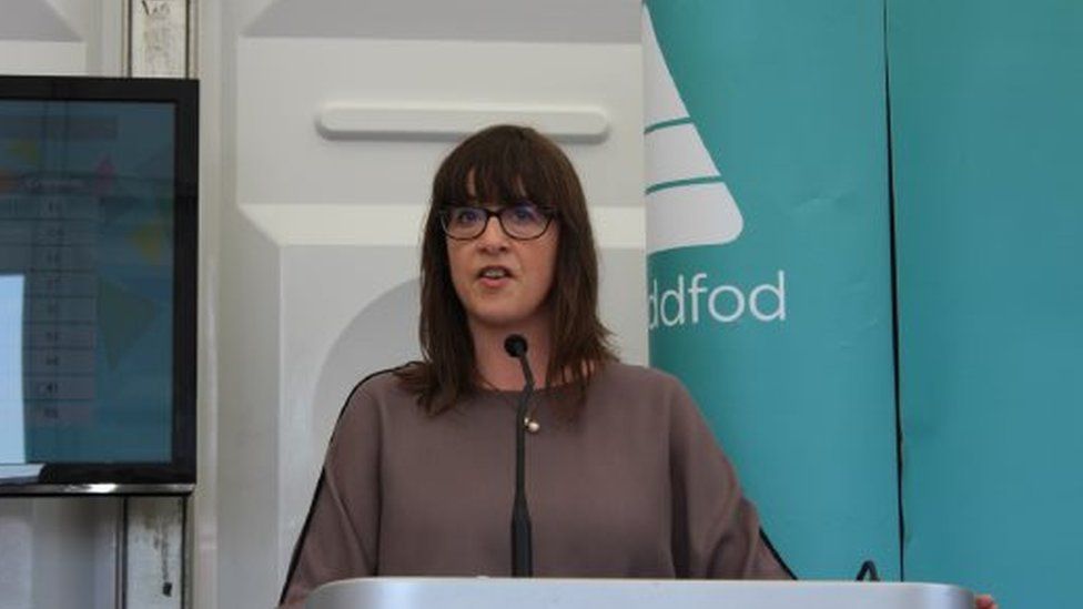 sioned hughes