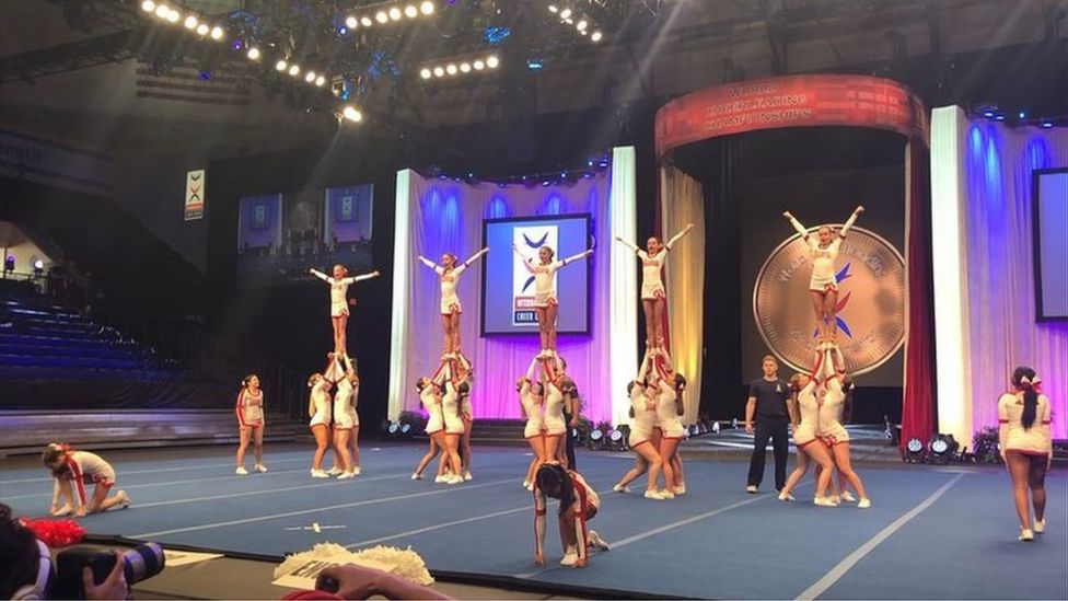Cheerleading England's junior squad win gold BBC Newsround