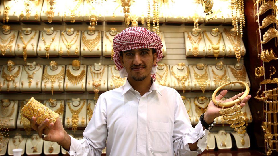 Dubai gold seller