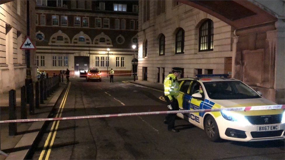 Police shoot man in Westminster