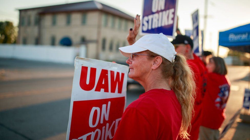 General Motors strike 'We've got to fight for what's right' BBC News