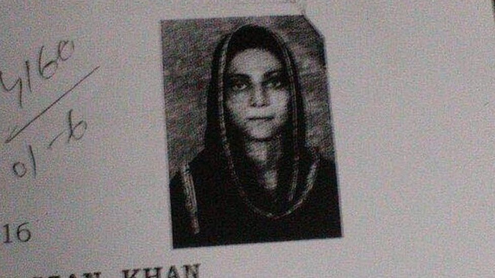 Picture of Zeenat Rafiq wearing a head covering as shown on her wedding certificate