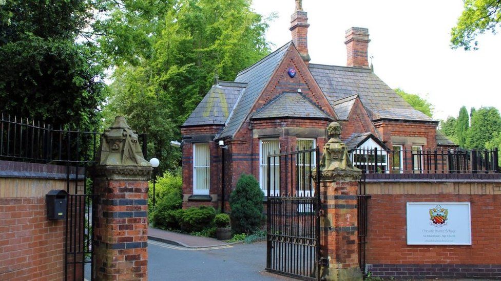 Suspected Norovirus outbreak closes Cheadle Hulme school - BBC News