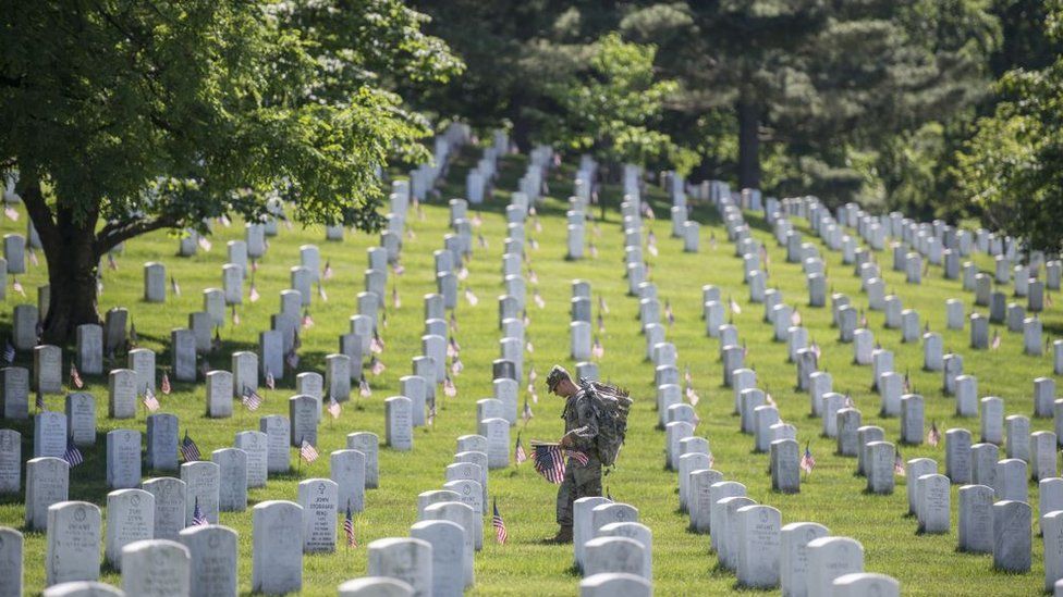 Arlington cemetery dead remind Trump Jr of his father's 'sacrifices ...