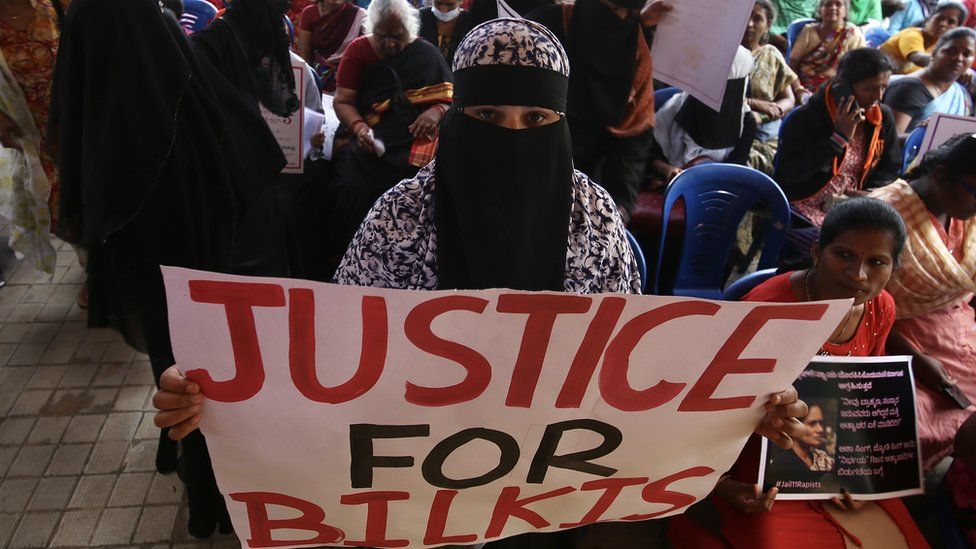 Bilkis Bano: Protests in India over release of gang rapists - BBC News