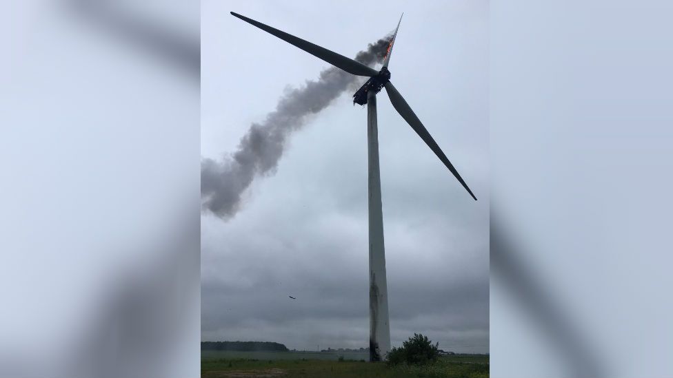 Doddington wind turbine fire follows storms - BBC News