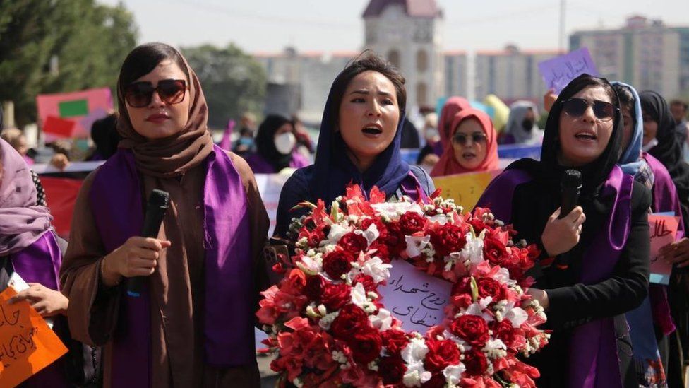 Women demonstrate for rights under the Taliban in Kabul, 4 September 2021