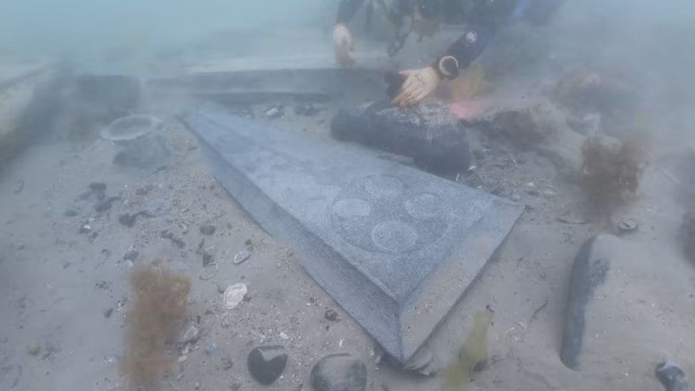 the-mortar-wreck-medieval-shipwreck-found-near-dorset-coast-bbc