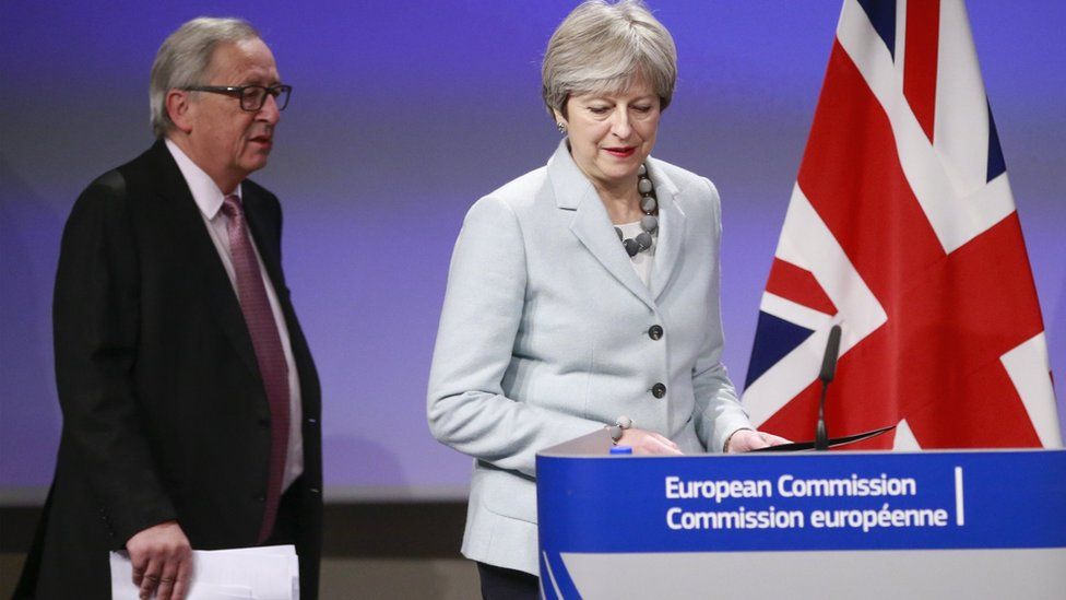 Theresa May and Jean-Claude Juncker at press conference