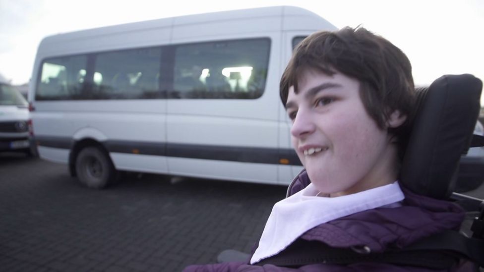 'Stressful' wait following Leicestershire disability bus appeal - BBC News