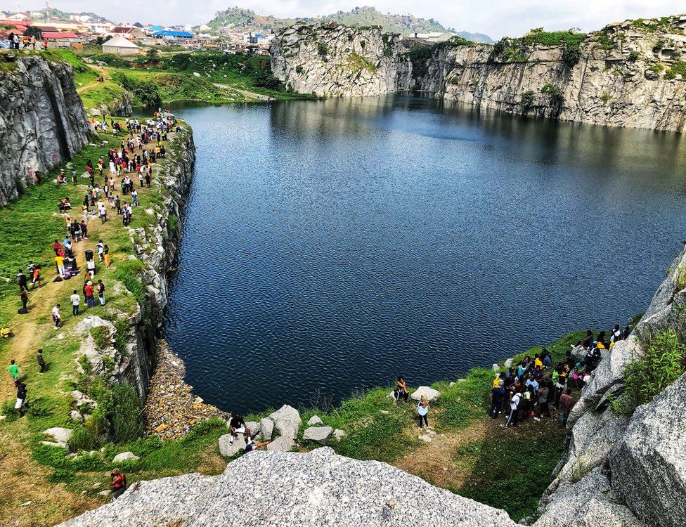 Mpape Crushed Rock: Nigerians flock to new Abuja beauty spot - BBC News