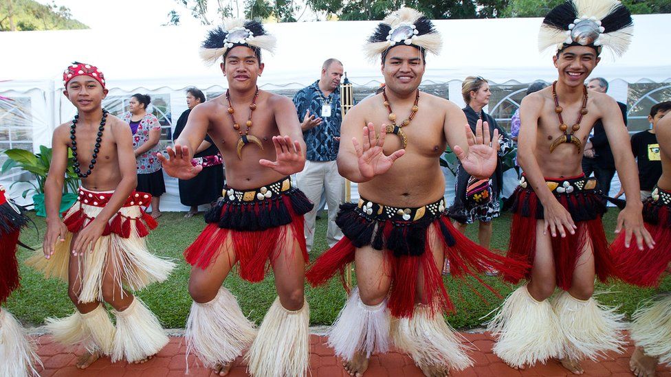 Cook Islands' dancers in traditional dress