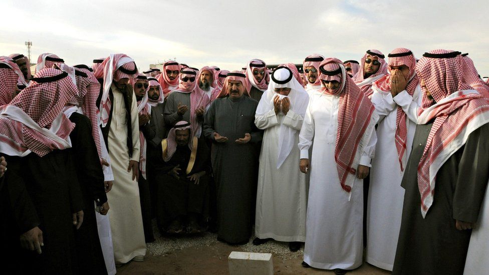 Mourners attend the funeral of Saudi King Abdullah bin Abdulaziz, 23 January 2015