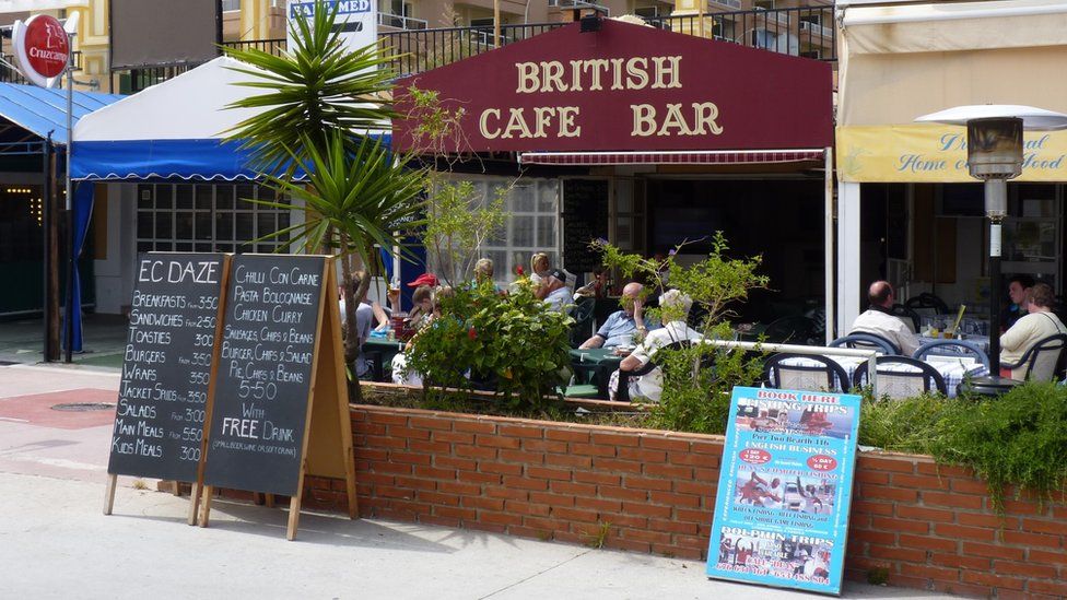 EU referendum: How British expats in Spain feel about the vote - BBC News