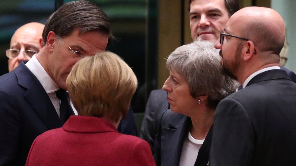 EU leaders with Theresa May, 13 Dec 18