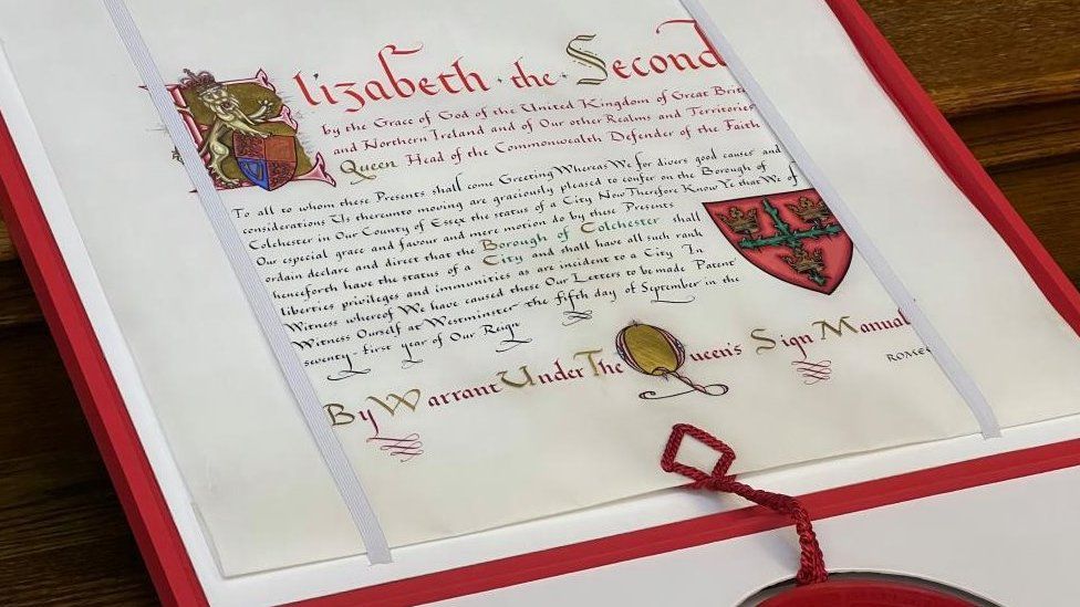 Colchester: Queen signed letters patent three days before death - BBC News