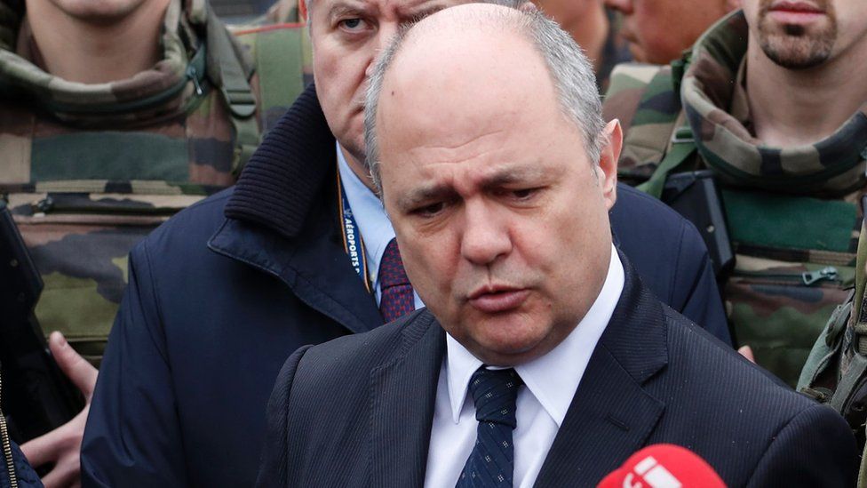 French minister Bruno Le Roux hit by summer jobs revelations - BBC News