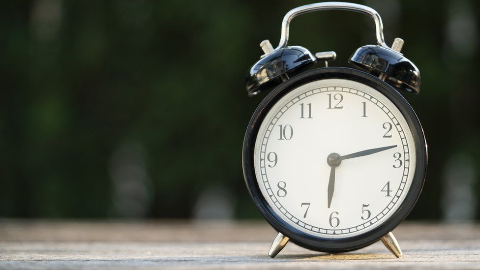 Brexit Could Northern Ireland end up in a different time zone? BBC