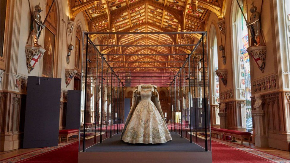 Coronation gown and robe of estate in St George's Hall