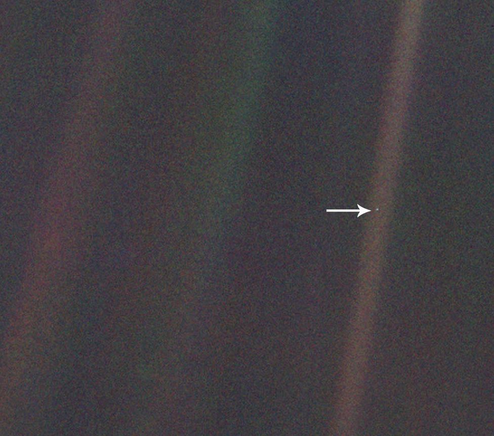 Pale Blue Dot – Carl Sagan – Earth From 6 Billion Miles