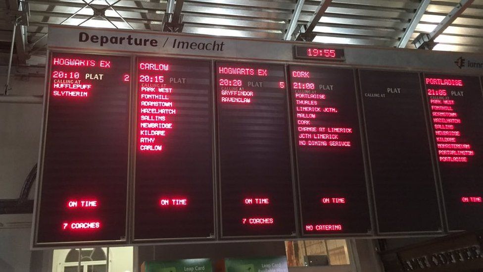 A commuter posted a photo of the departures board