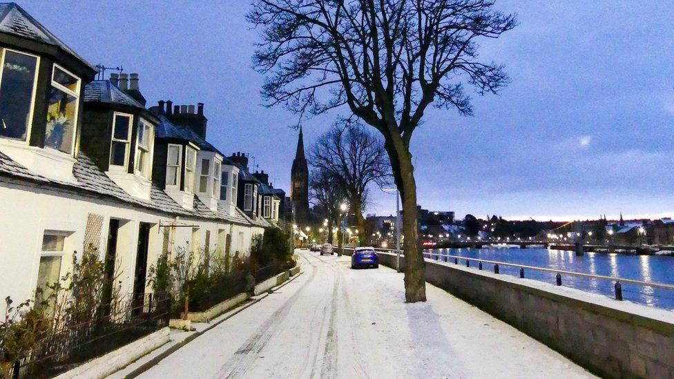 Snow in Inverness