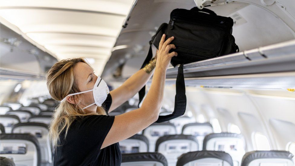 wearing masks on planes