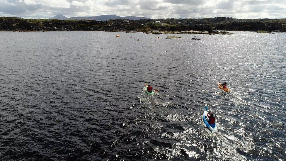 Donegal paddle boarding