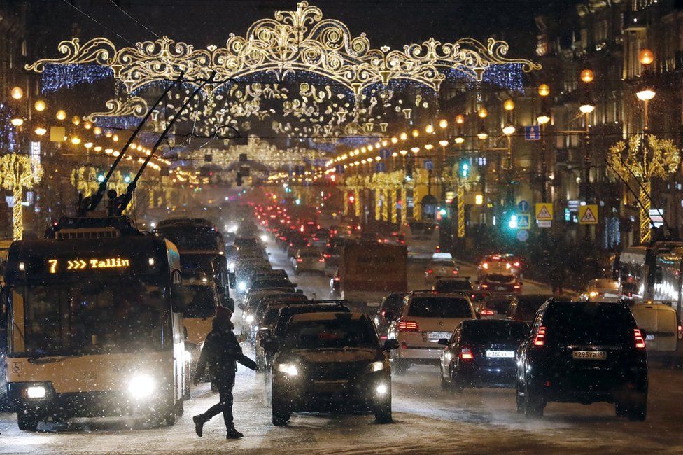 St Petersburg's main avenue, Nevsky Prospekt, 20 December