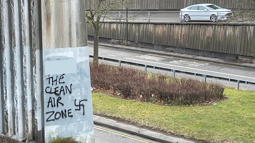 The offensive message near the road