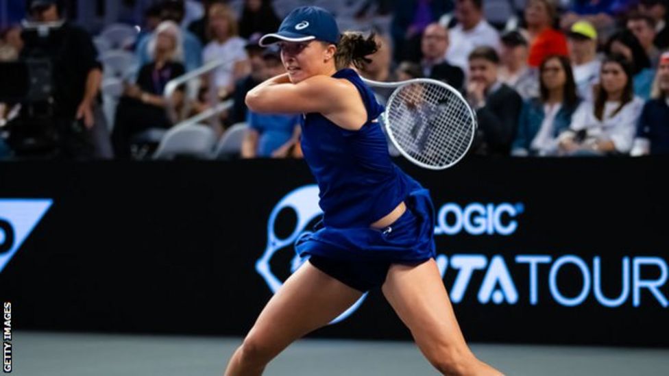 WTA Finals: World Number One Iga Swiatek Starts With Win Against Daria ...