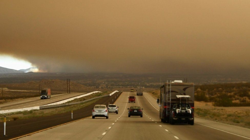 California Wildfire: 80,000 Evacuated East Of Los Angeles - Bbc News