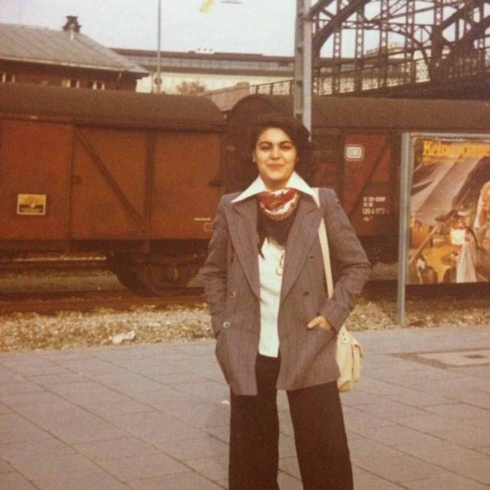 Akın Budakoğlu'nun annesinin Almanya'da çekilmiş bir fotoğrafı