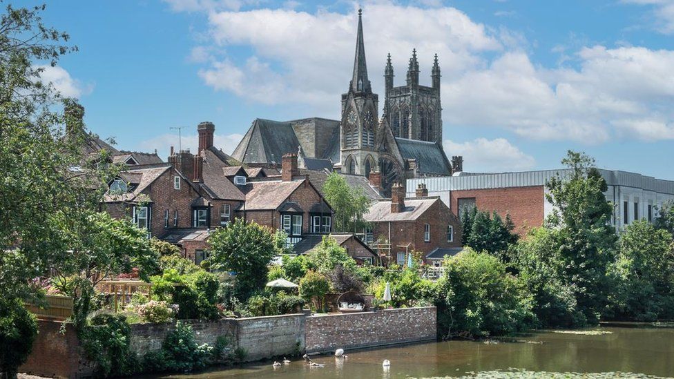 Covid Leamington GP urges volunteers to join booster effort BBC News