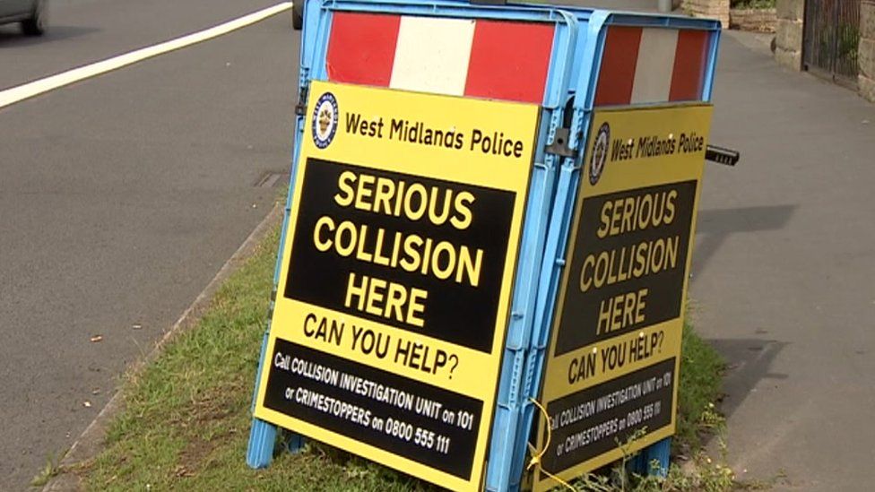 Serious collision sign