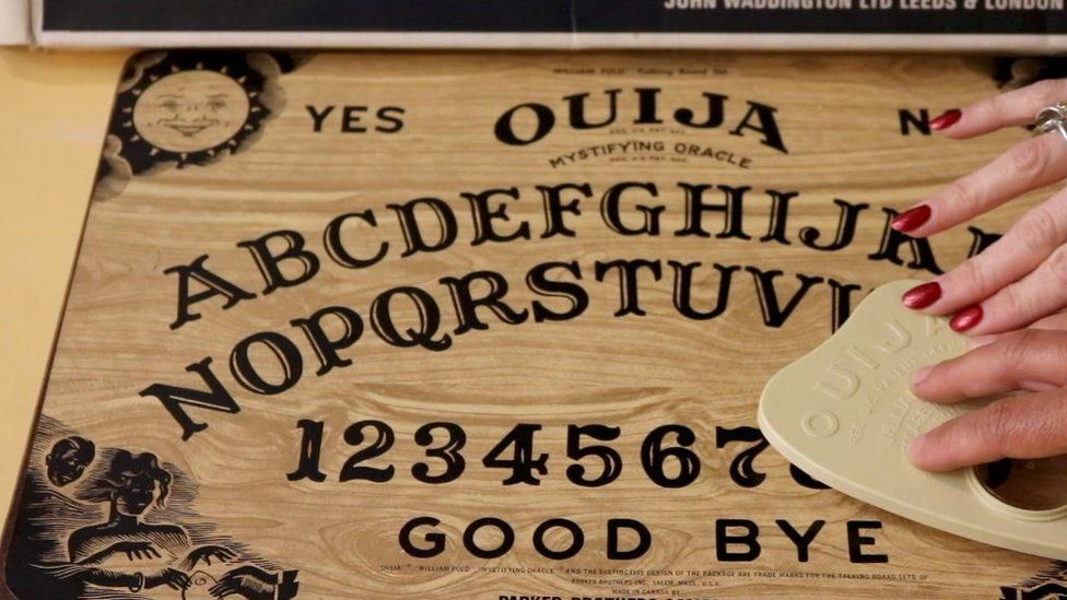 Ouija game
