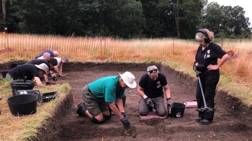 Volunteers at Caistor dig, 2023