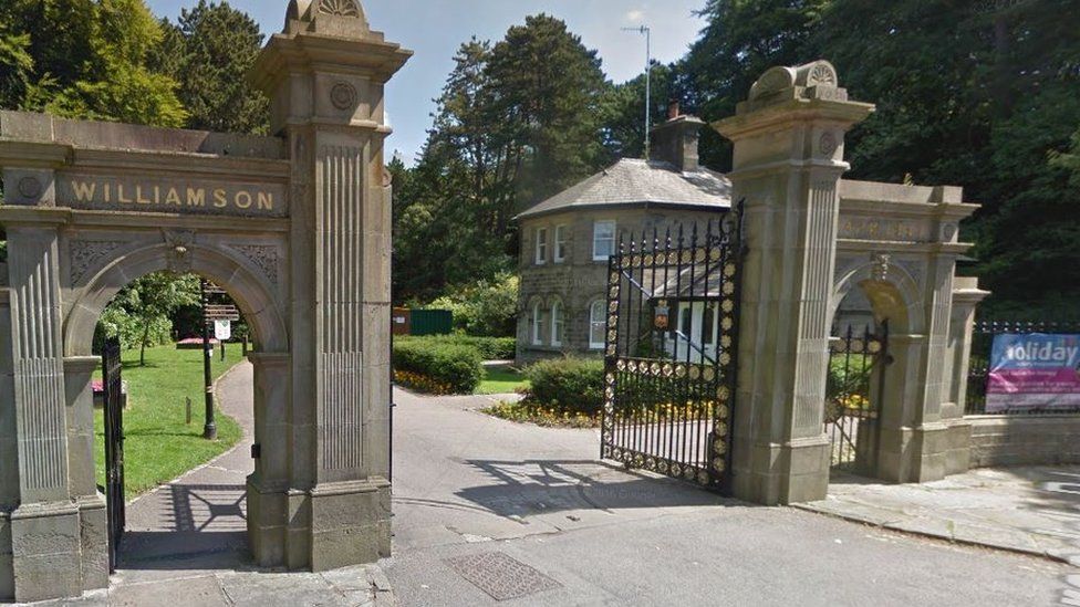 Man struck by rock in Williamson Park, Lancaster 'critical' BBC News