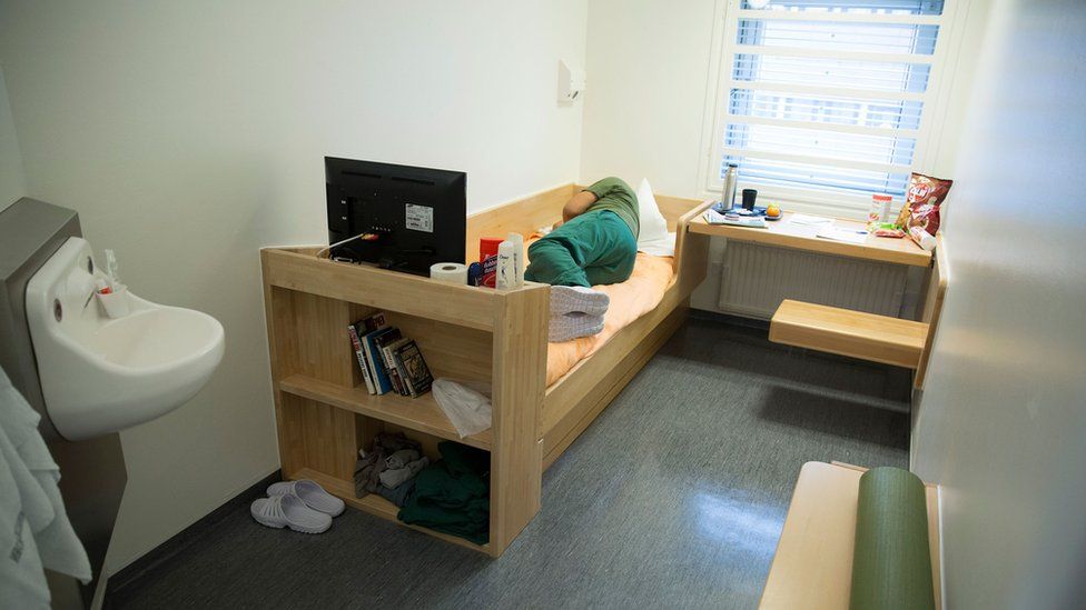 A cell in Kronoberg remand prison