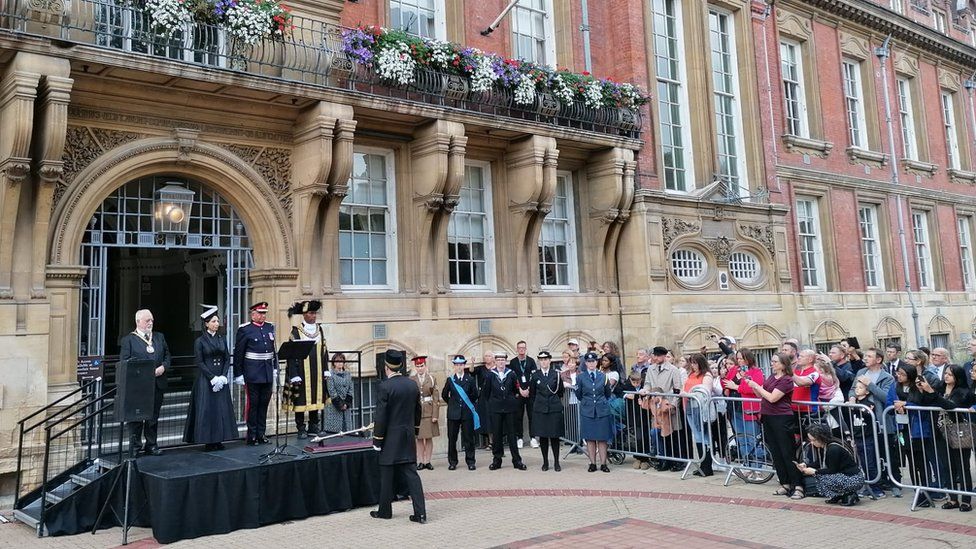 Leicester ceremony